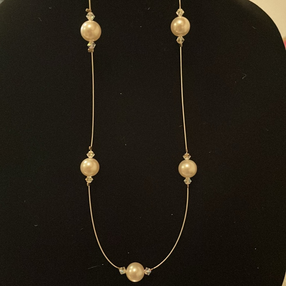 Elegant Pearl Necklace